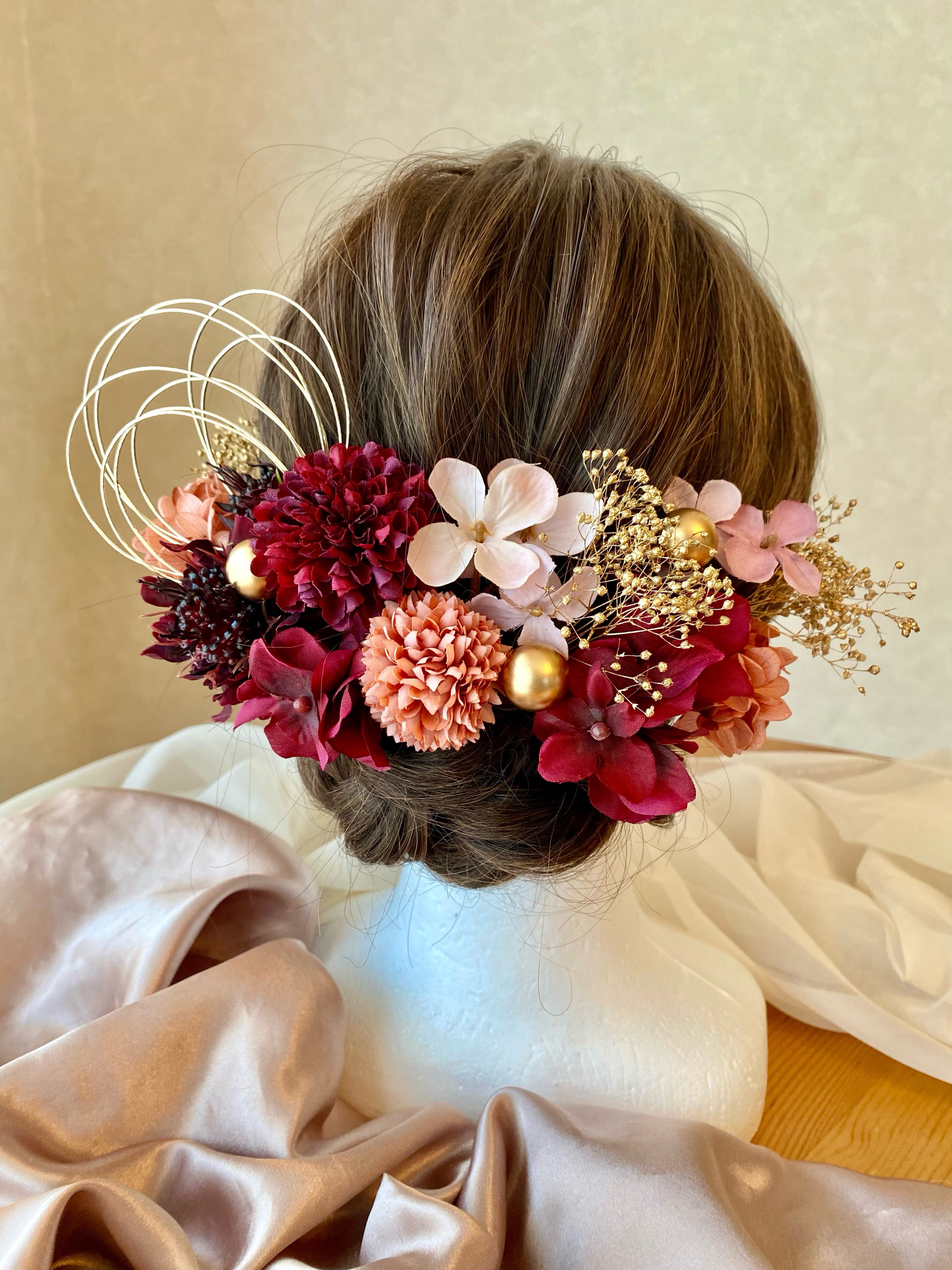 成人式　卒業式　結婚式　ワインレッド×ニュアンスピンク髪飾り　振袖　袴　色打掛　和装　着物　花嫁　前撮りヘッドドレス赤