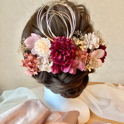 成人式　卒業式　結婚式　ワインレッド×ニュアンスピンク髪飾り 2枚目の画像