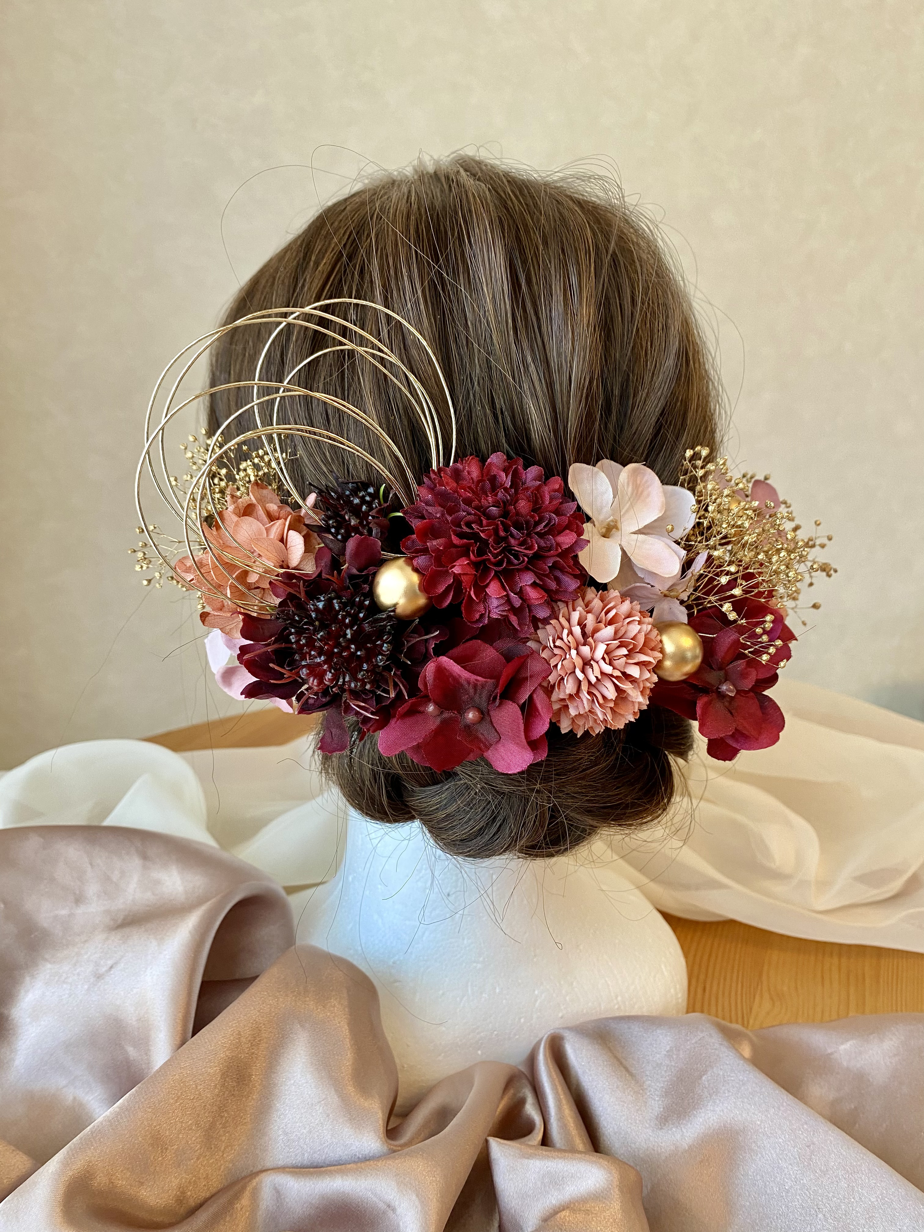 成人式　卒業式　結婚式　ワインレッド×ニュアンスピンク髪飾り　振袖　袴　色打掛　和装　着物　花嫁　前撮りヘッドドレス赤