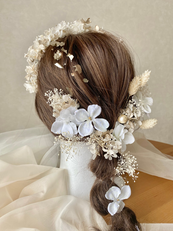 W09 成人式　卒業式　結婚式　ホワイトプラチナカチューシャ×ホワイト髪飾り 3枚目の画像