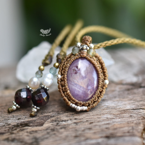 スタールビーのマクラメネックレス 天然石】【ハンドメイド】華と星☆23ctスタールビー シンプルマクラメ