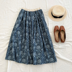 ゴムタックスカート　ウイリアムモリスバニーサックルネイビー 3枚目の画像