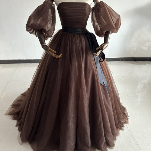 送料無料！ブラウンカラードレス キラキラチュール ベアトップ 取り外  