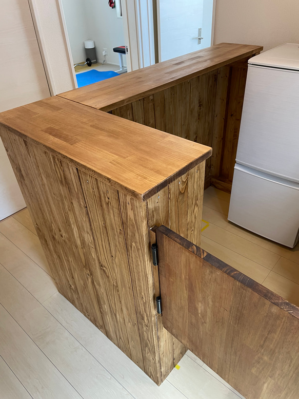 2分割式L型カウンター　レジカウンター　ウエスタン扉付き　キッチンカウンター 