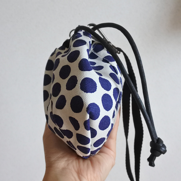 ［送料無料］巾着ポシェット青ドット 5枚目の画像