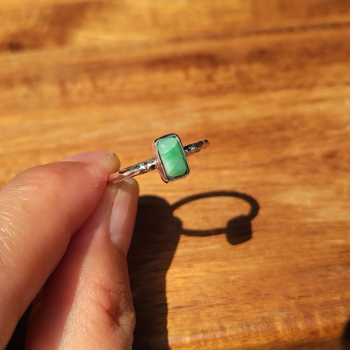 20%割引糸魚川翡翠の銀の指輪13号/純銀×silver950 指輪・リング Porte