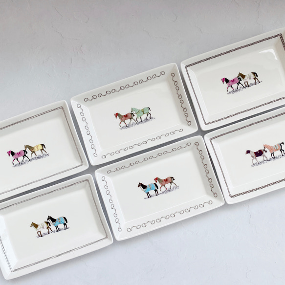 【新品/未使用】ポーセラーツ/H馬柄プレート６点セット ポーセラーツ】馬柄プレート6点セット 長皿 amica 通販 16207929