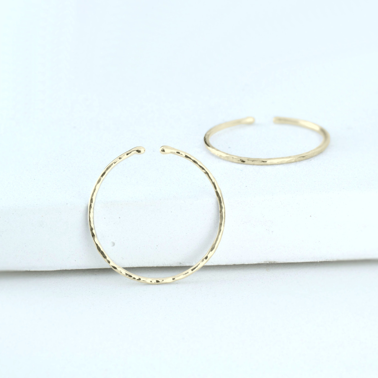 【K10YG】20ｍｍ　テクスチャーのフープイヤリング