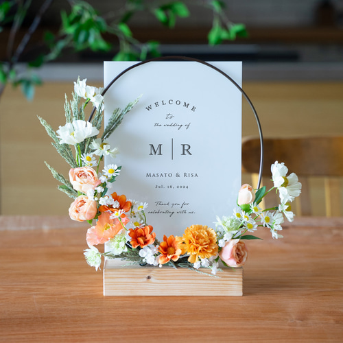 コスモス×オレンジフラワーミニアクリルウェルカムボード