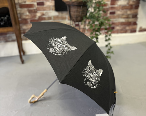 日傘　ハンドメイド　猫　ネコ 愛猫の写真からオリジナルの日傘が作れる！刺繍作家による