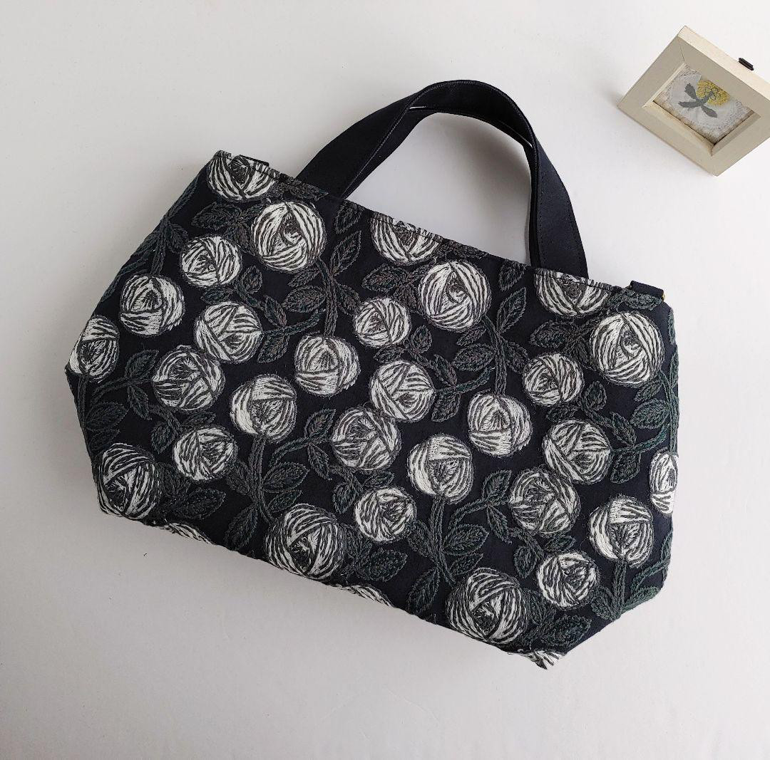 日本からも購入 ミナペルホネン rosy ネイビー 2wayパニーニ風
