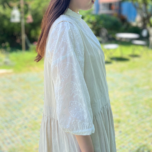 上品シースルー♡おしりポワンと隠してくれる刺繍生地ブラウス（23s-045）ホワイト 8枚目の画像