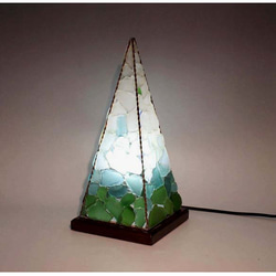 シーグラスのランプ　ピラミッドランプ L-18 6枚目の画像