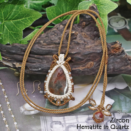 ヘマタイトインクォーツマクラメペンダント