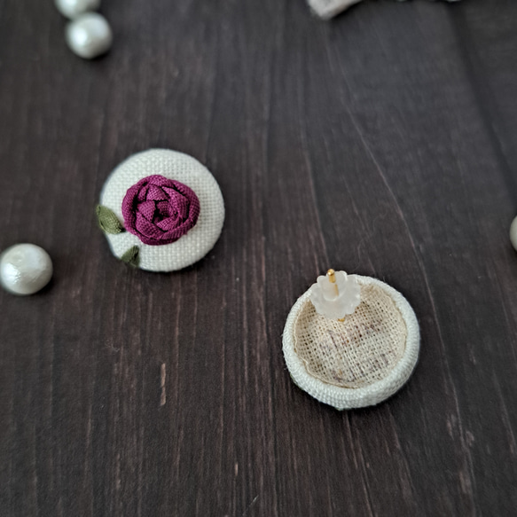艶やかなバラ　リボン刺繍　イヤリング/ピアス 6枚目の画像