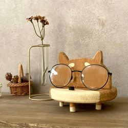 メガネスタンド　犬ベンチ　小物置き　アクセサリートレイ 木製　メガネ収納　鍵置き　眼鏡ディスプレイ 柴犬 1枚目の画像