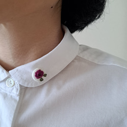 艶やかなバラ　リボン刺繍　くるみボタン　タックピン 5枚目の画像