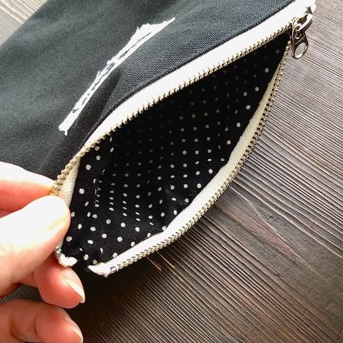 【MSGM】送料/関税込 ロゴ刺繍ポーチ 刺繍ポーチM | ボー・デコール オンラインショップ