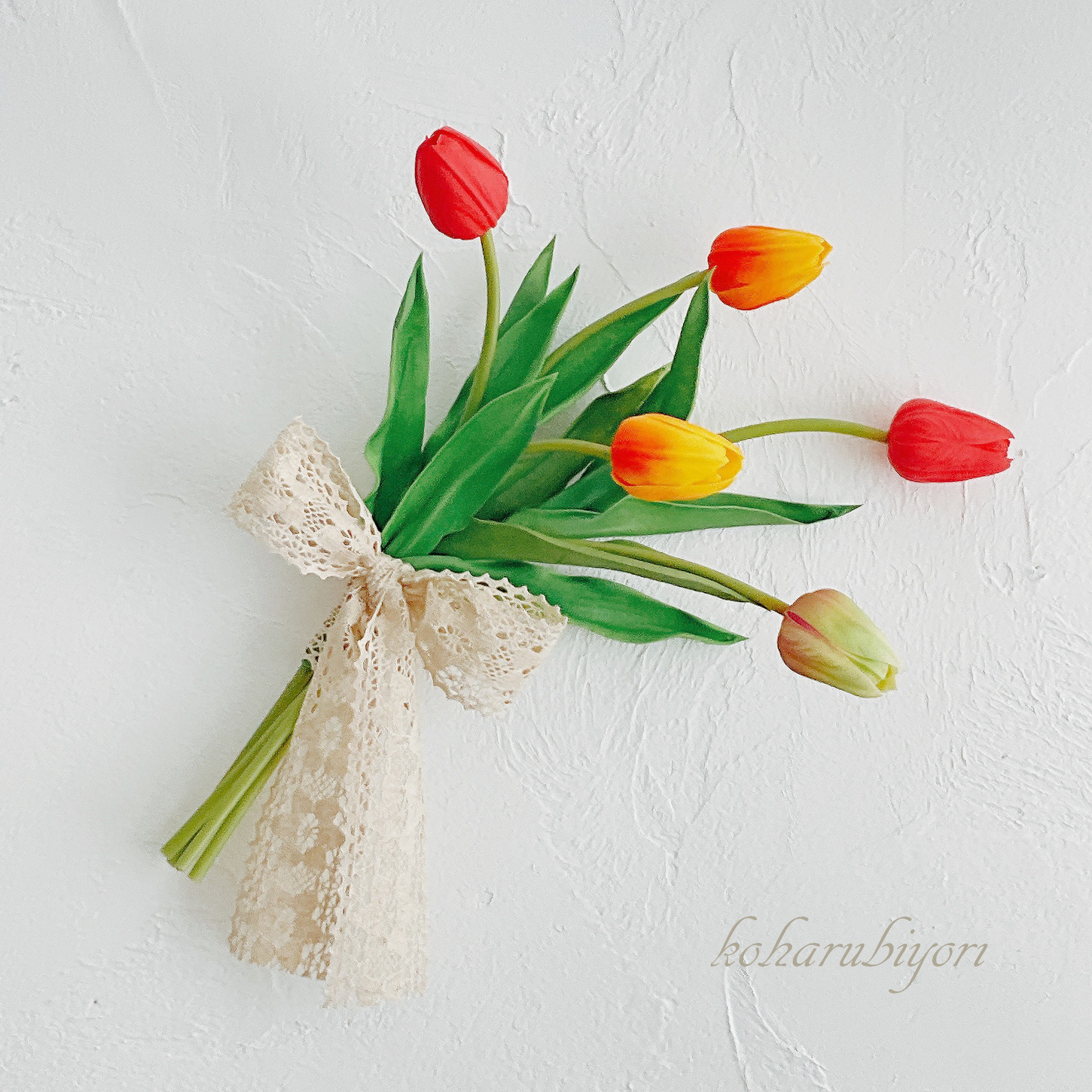 チューリップの壁掛けブーケ（レッド＆オレンジ）