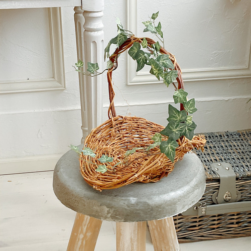 フレンチスタイルのローズブーケ（カゴ付き） アートフラワー