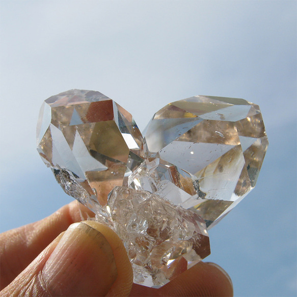 ハキマ―ダイヤモンド水晶 パキスタン産]ダイヤモンドクォーツ原石（パキスタンハーキマー