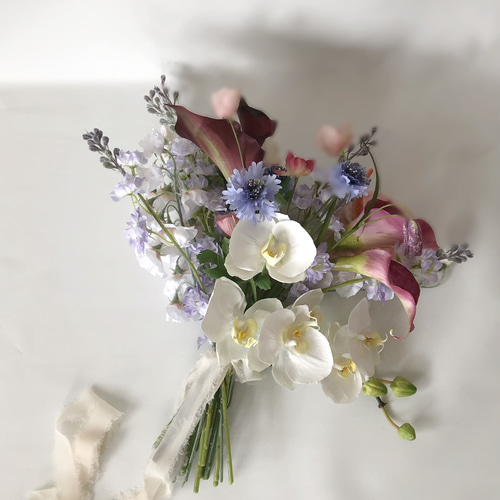 ベビーピンク 胡蝶蘭とカラーウェディングブーケ ブーケ Riche 通販