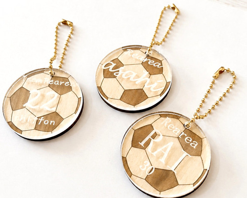 名入れ】木＆アクリル・サッカーキーホルダー ボール チーム 背番号