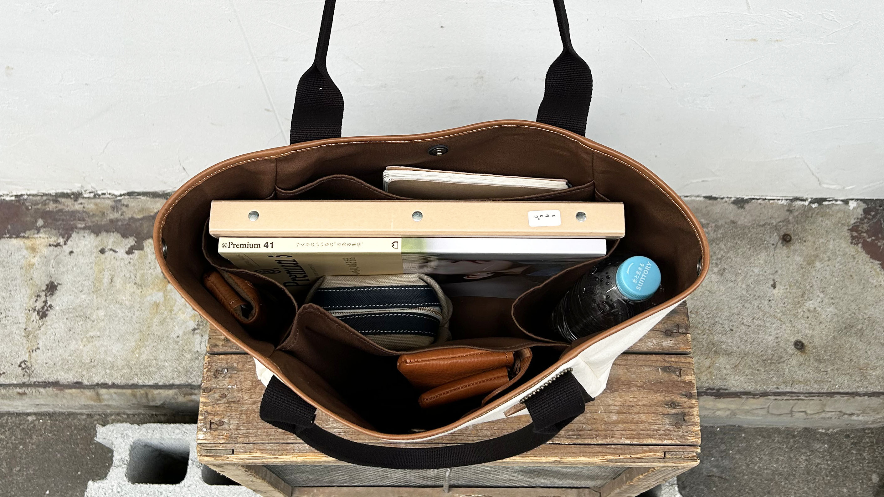 通勤通学お出かけに！A4も入る頼れる私の相棒トートバッグ　いつものトートM：マッシュルーム×クロ×Pクロ＜受注製作＞