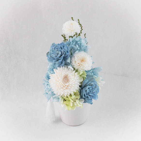仏花　✧水色✧　プリザーブドフラワー　お供え花　小さめ　メモリアルフラワー　ライトブルー 2枚目の画像