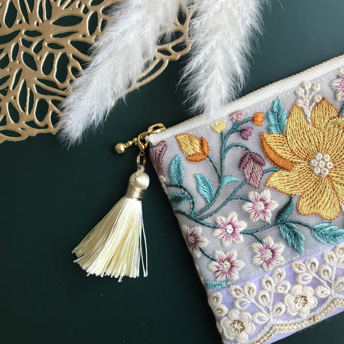 インド刺繍リボン＊タッセルポーチ ポーチ AZALIA 通販 16214384