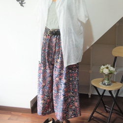 花曼荼羅のゆったりギャザーパンツ　着物リメイク 10枚目の画像