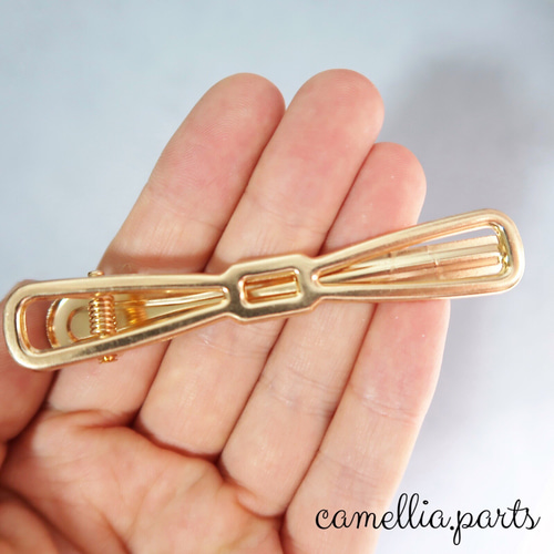 6個【蝶ネクタイ型 ヘアクリップ】やっとこピン ワニクリップ 土台