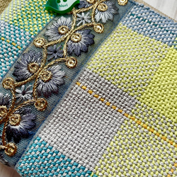 【動画付き　手縫いでも作れる織布付き制作キット難易度②】刺繍リボン付きファスナーポーチキット　ブルー系チェック 4枚目の画像