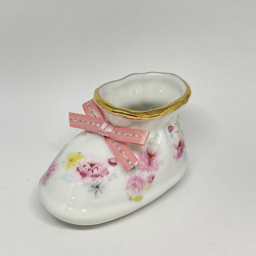 美品　Herend　陶器製　ブーツ型　ベビーシューズ　小物入れ　置き物　オブジェ 美品 Herend 陶器製 ブーツ型 ベビーシューズ 小物入れ 置き物