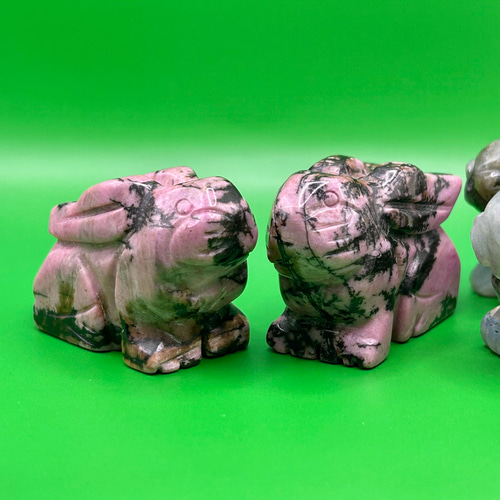 タイガーアイ・ロードナイト選択】50mm 1個 うさぎ（ウサギ）手彫り