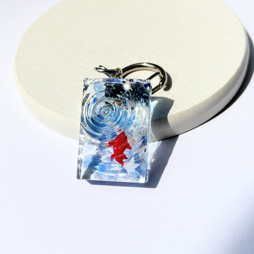 金魚(試作) レジン LEDライト付きキーホルダー 彼岸花