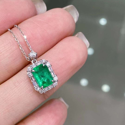 天然ダイヤモンド付きエメラルドペンダントk18 ネックレス