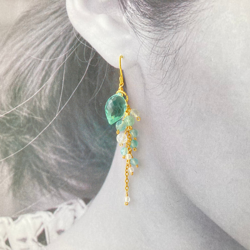 入荷nowオンラインストア Simone クリスタルピアス ミントグリーン Rocha アクセサリー