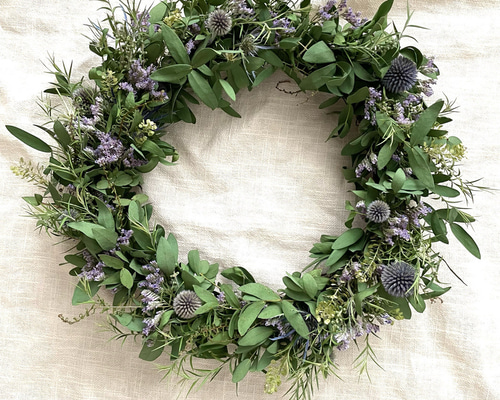 瑠璃玉アザミの清涼感たっぷりナチュラルリース