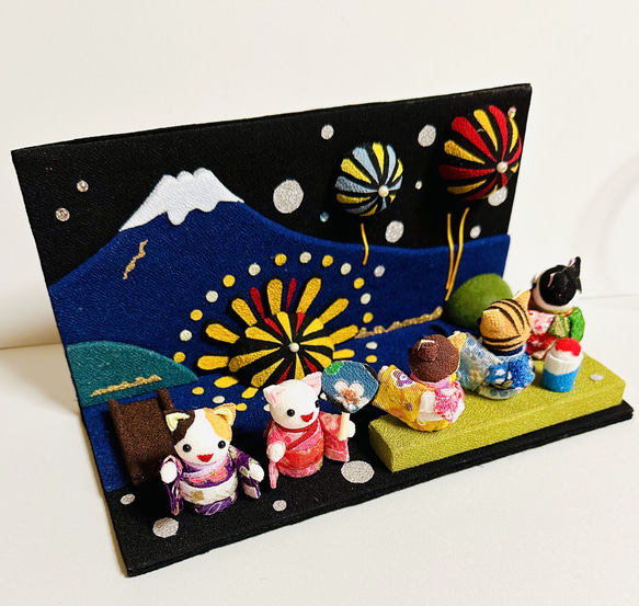 ちりめん細工「富士山と湖の花火」 3枚目の画像