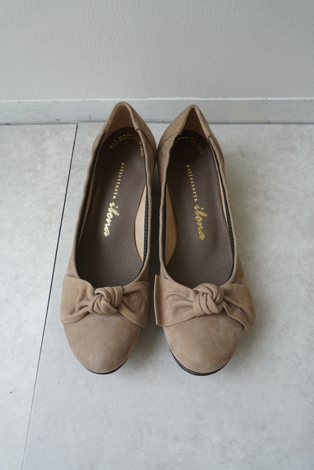 21.5のみ★SALE★返品交換不可 リボン付きバレエパンプス★オークヌバック牛革