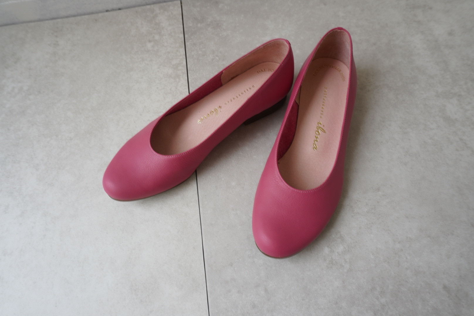SALE★返品交換不可★サイズ限定★使い勝手のいいシンプルなフラットパンプス★ピンク