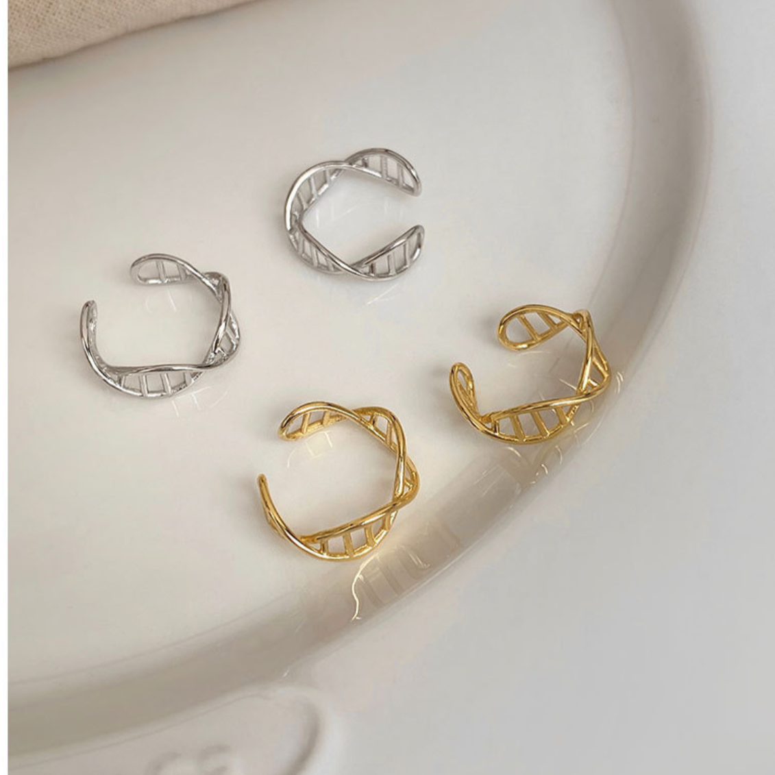 ; semicolon イヤーカフなし 楽天市場】C018 イヤーカフ 調整可能 痛くない 落とさない