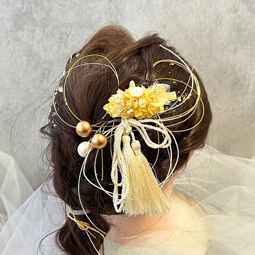 パール付きダブルフラワー✿ベビーヘアクリップ 赤ちゃんヘアピン(オーダーメイド) パール付きダブルフラワー✿ベビーヘアクリップ 赤ちゃん