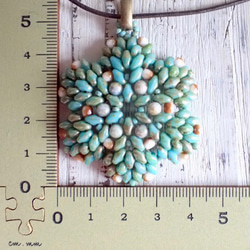 【新色】leaf beads necklace - Φ4.7cm ＊2カラー 4枚目の画像