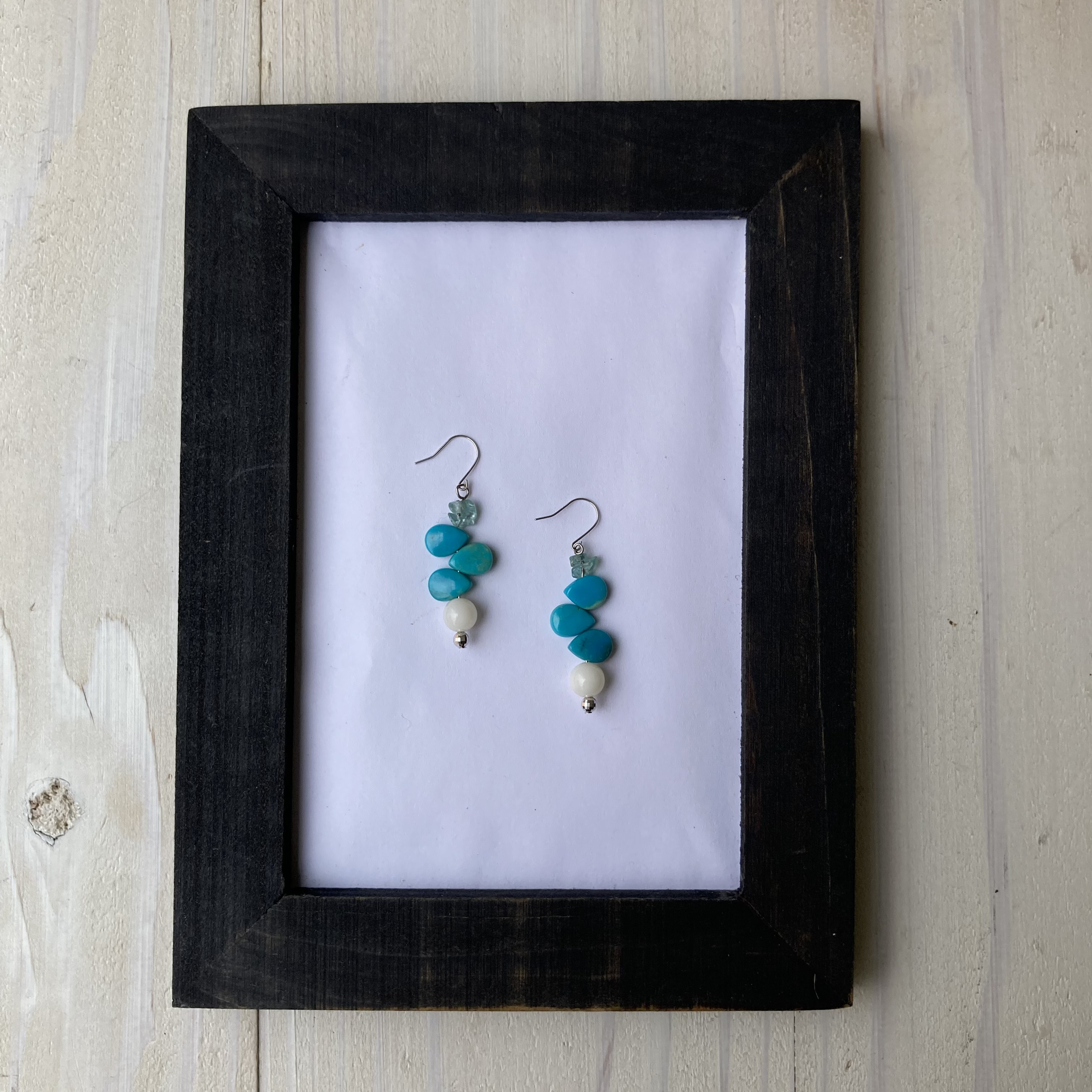 ポストk14ＷG.ピアス白珊瑚.ターコイズ .アクアマリン.〜カラーストーン〜