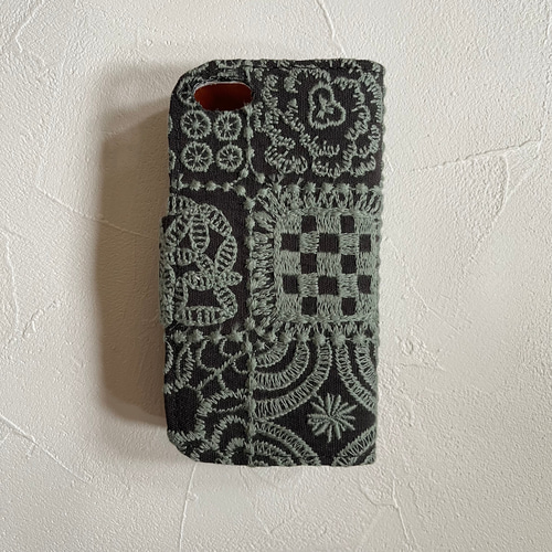 ミナペルホネン 手帳型iPhoneケース iPhone7/8/SE2/SE3用 iPhoneケース