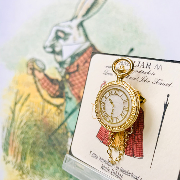 不思議の国のアリスTシャツ ヴィンテージ 白 ウサギ 金時計