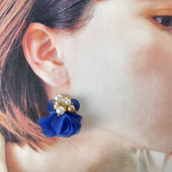 ２pcs★charm・petal royal blue（ビジュータッセルチャーム） 4枚目の画像
