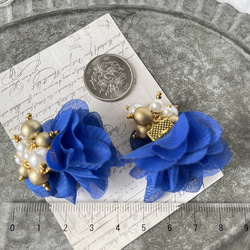 ２pcs★charm・petal royal blue（ビジュータッセルチャーム） 5枚目の画像